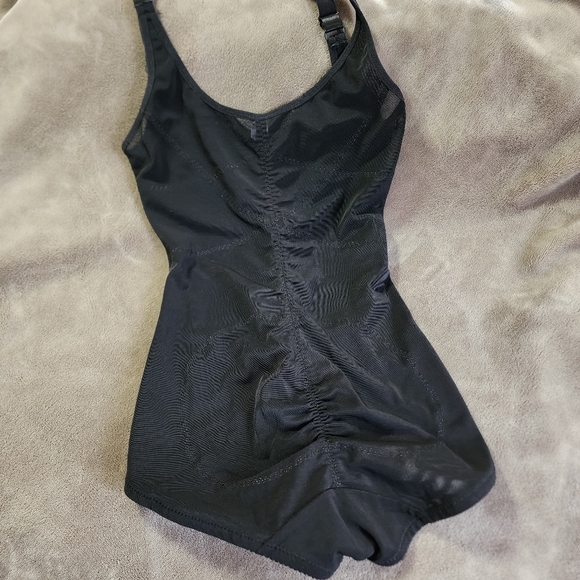 Vintage CoCo Secret Shapewear Bodysuit Black Size Small - Picture 6 of 10
